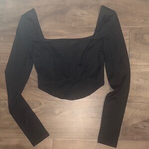 Chic Black Long Sleeve Crop Top